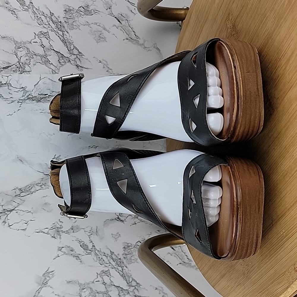Miz Mooz Womens "Spicy" Leather Cut-Out Strappy Wedge Sandal Black Sz 42/10.5-11 - Picture 5 of 12